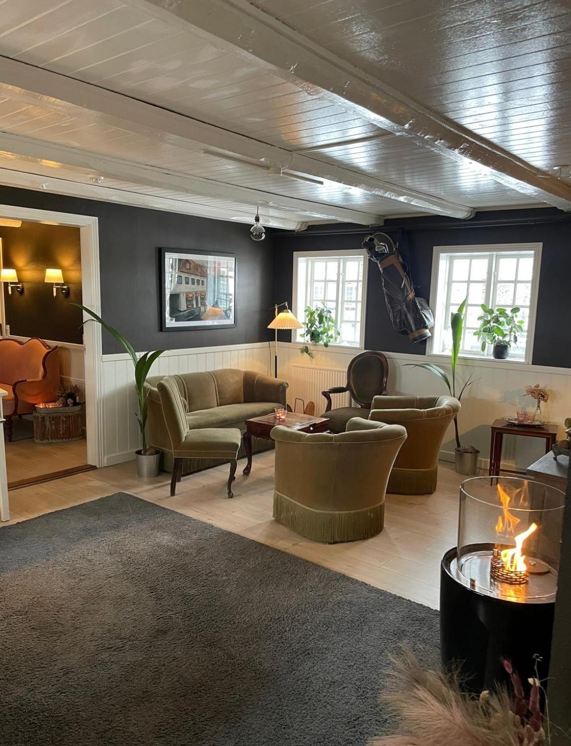 Slangerupgaard Bed & Breakfast Fakse Ladeplads Exterior photo