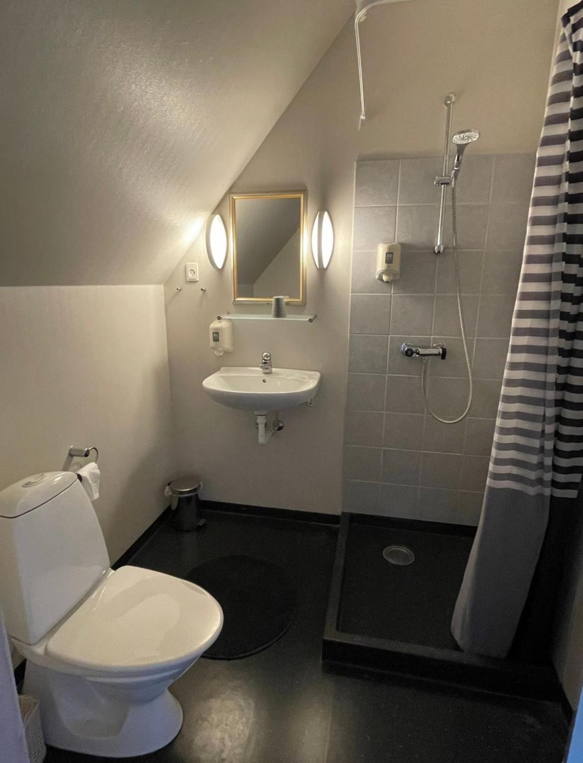 Slangerupgaard Bed & Breakfast Fakse Ladeplads Exterior photo