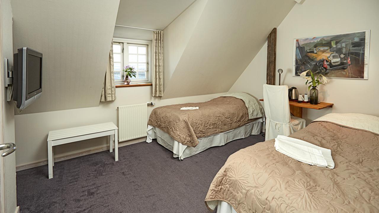 Slangerupgaard Bed & Breakfast Fakse Ladeplads Exterior photo